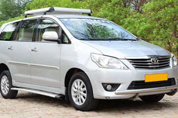Innova Taxi on Rent in Amritsar